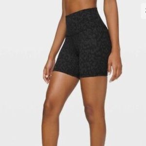 Lululemon Align Shorts - 6”